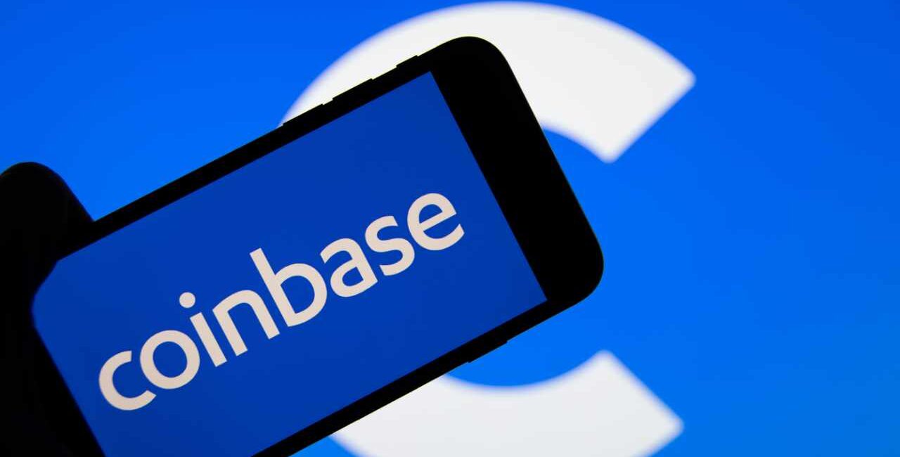 Coinbase Finalizes Deribit Acquisition to Lead Global Crypto Derivatives Market